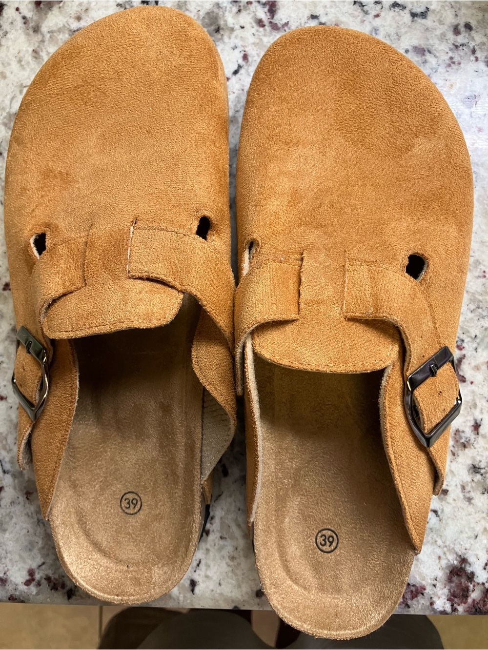 Slip-On Clogs in Cognac